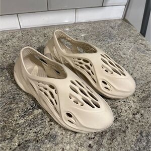 Yeezy Foam Runner